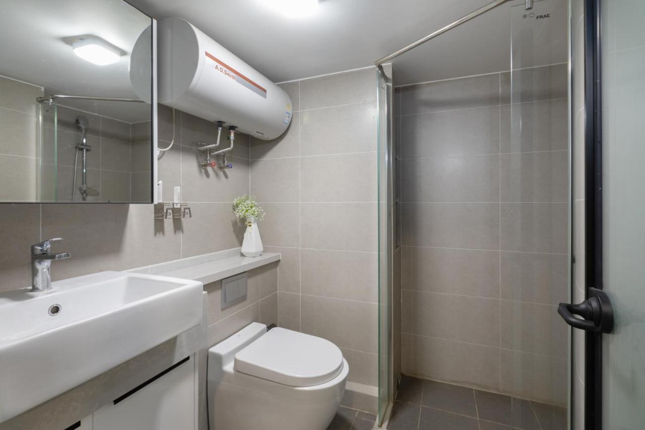 Xinghe Times Apartment - Shenzhen North Railway Station Bagian luar foto